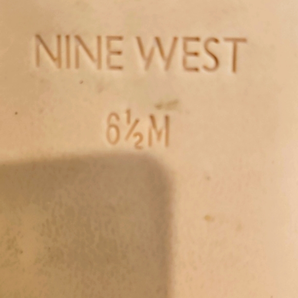 Flat Shoes - Picture 11 of 14